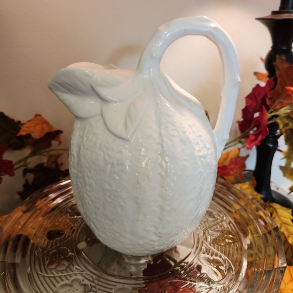 Vintage Italian Lemon-Shaped Ceramic Pitcher - Cabbageware Style 🍋🍋 Italy - Picture 5 of 9